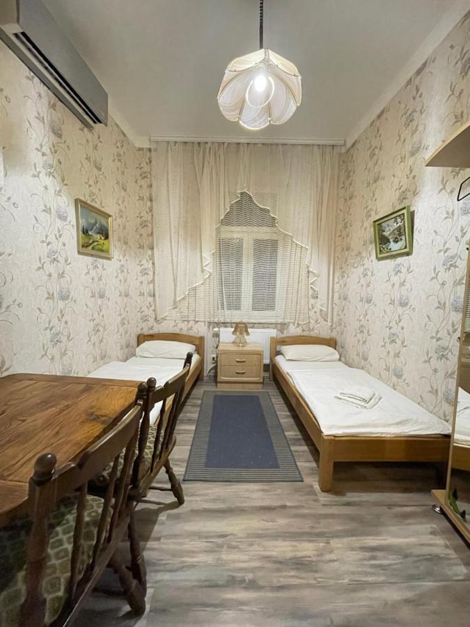 Miniapartamentskv Karlsbad Exteriör bild